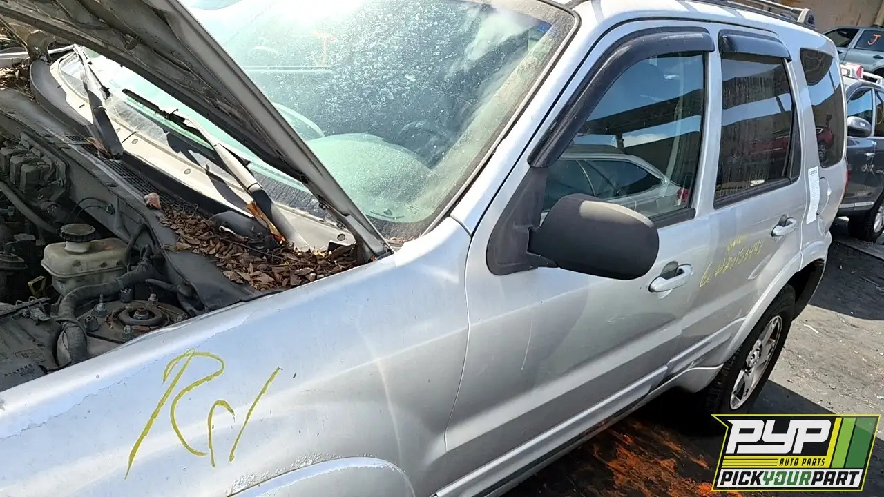Photo of 2005 Ford Escape