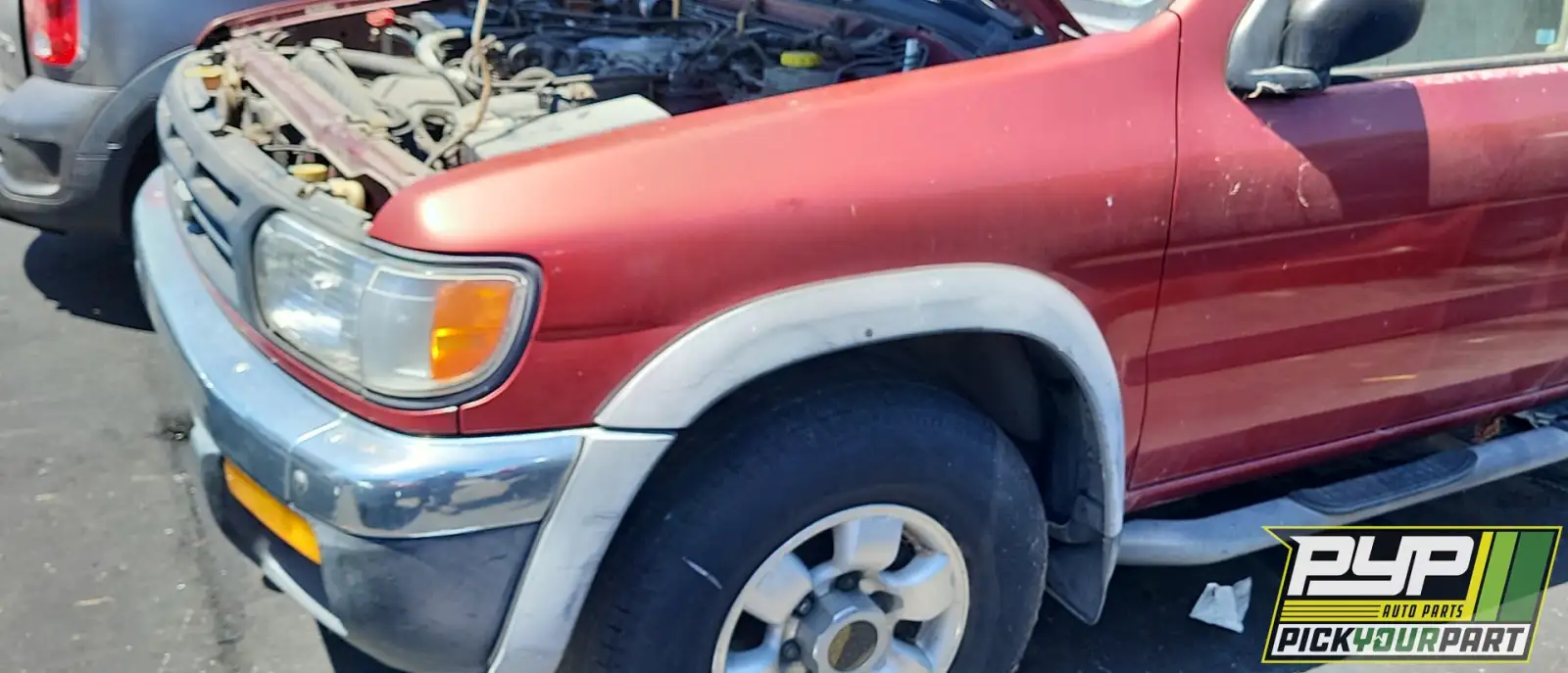 Photo of 1998 Nissan Pathfinder