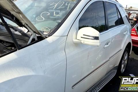 Photo of 2011 Mercedes-Benz Ml350