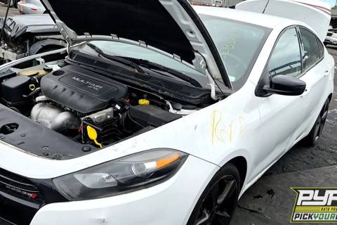 Photo of 2015 Dodge Dart