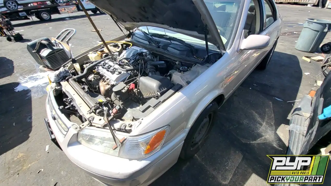 Photo of 2000 Toyota Camry