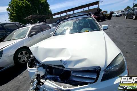 Photo of 2011 Mercedes-Benz C300
