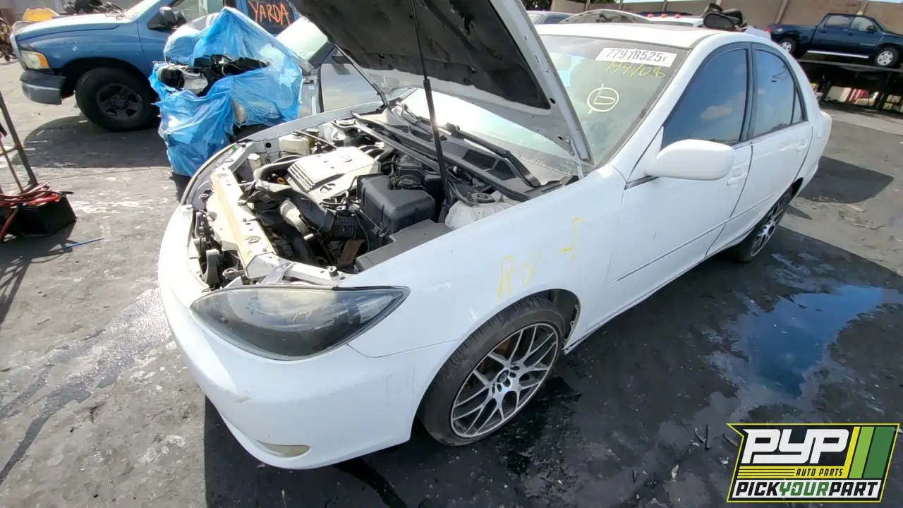 Photo of 2004 Toyota Camry