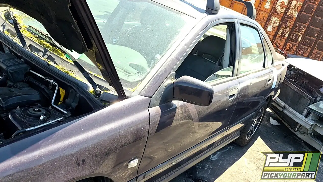 Photo of 2000 Volvo S40