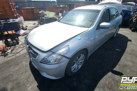 Photo of 2011 Infiniti G25