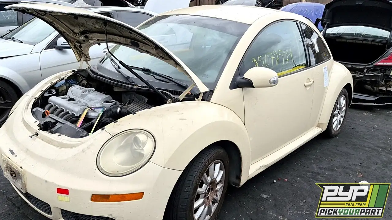 Photo of 2006 Volkswagen Beetle