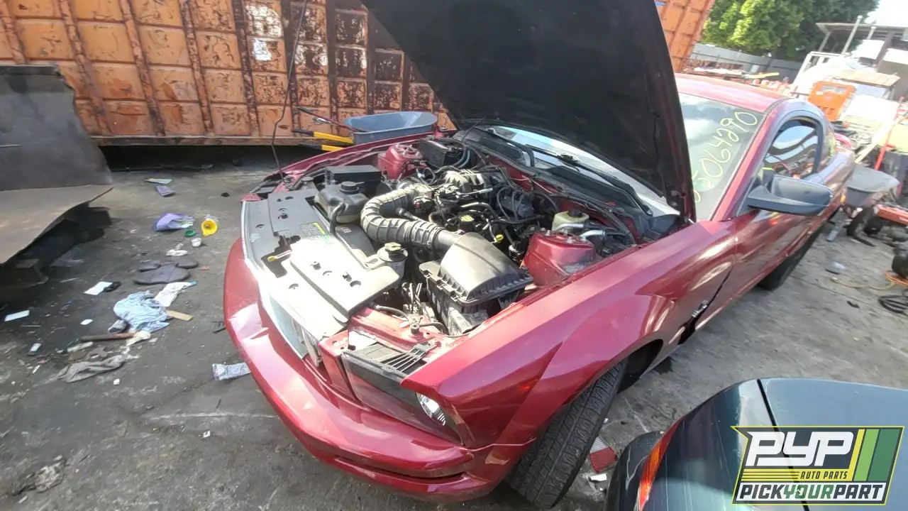 Photo of 2005 Ford Mustang