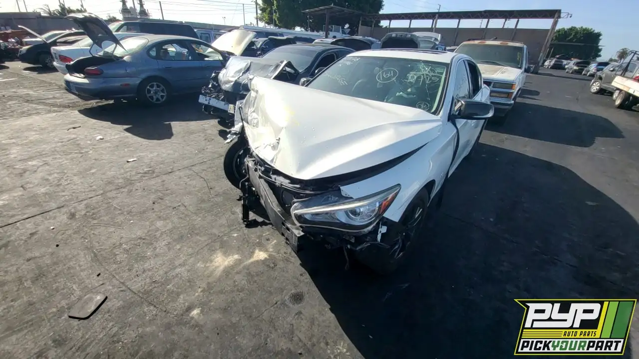 Photo of 2015 Infiniti Q50