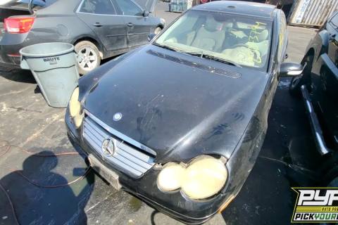 Photo of 2004 Mercedes-Benz C230
