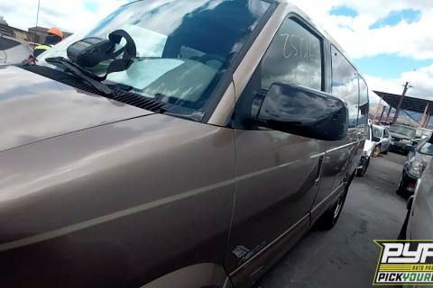 Photo of 2001 Chevrolet Astro