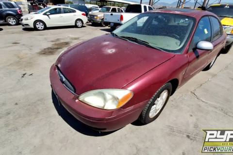 Photo of 2004 Ford Taurus