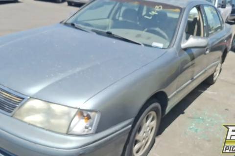 Photo of 1999 Toyota Avalon