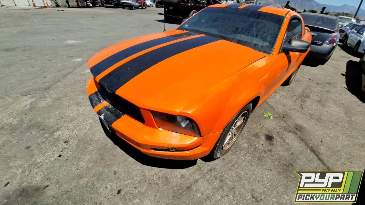 Photo of 2005 Ford Mustang