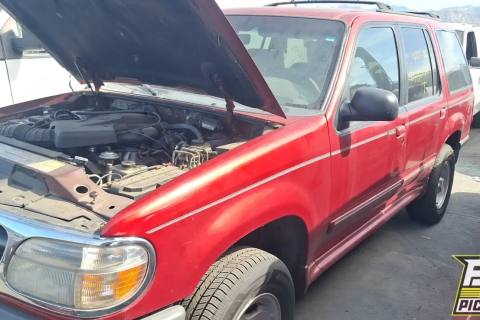 Photo of 1998 Ford Explorer