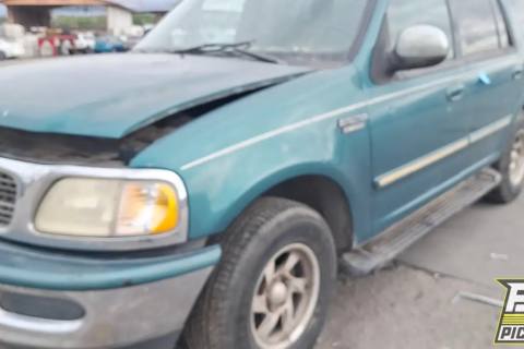 Photo of 1998 Ford Expedition