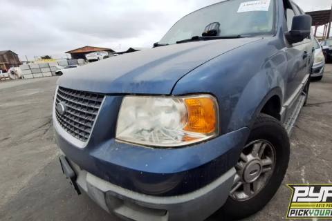 Photo of 2004 Ford Expedition