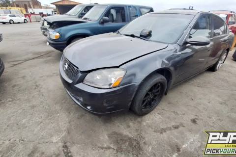 Photo of 2005 Nissan Altima