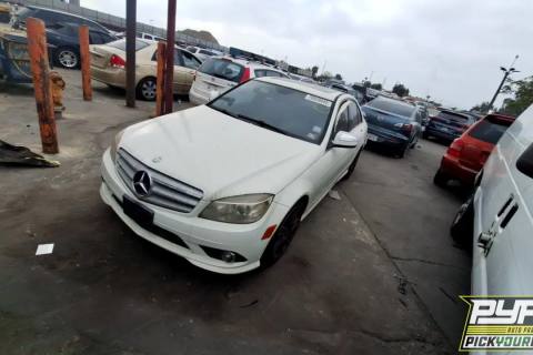 Photo of 2009 Mercedes-Benz C300
