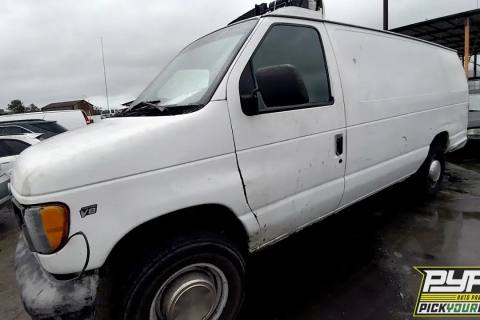 Photo of 2000 Ford E-350 Super Duty