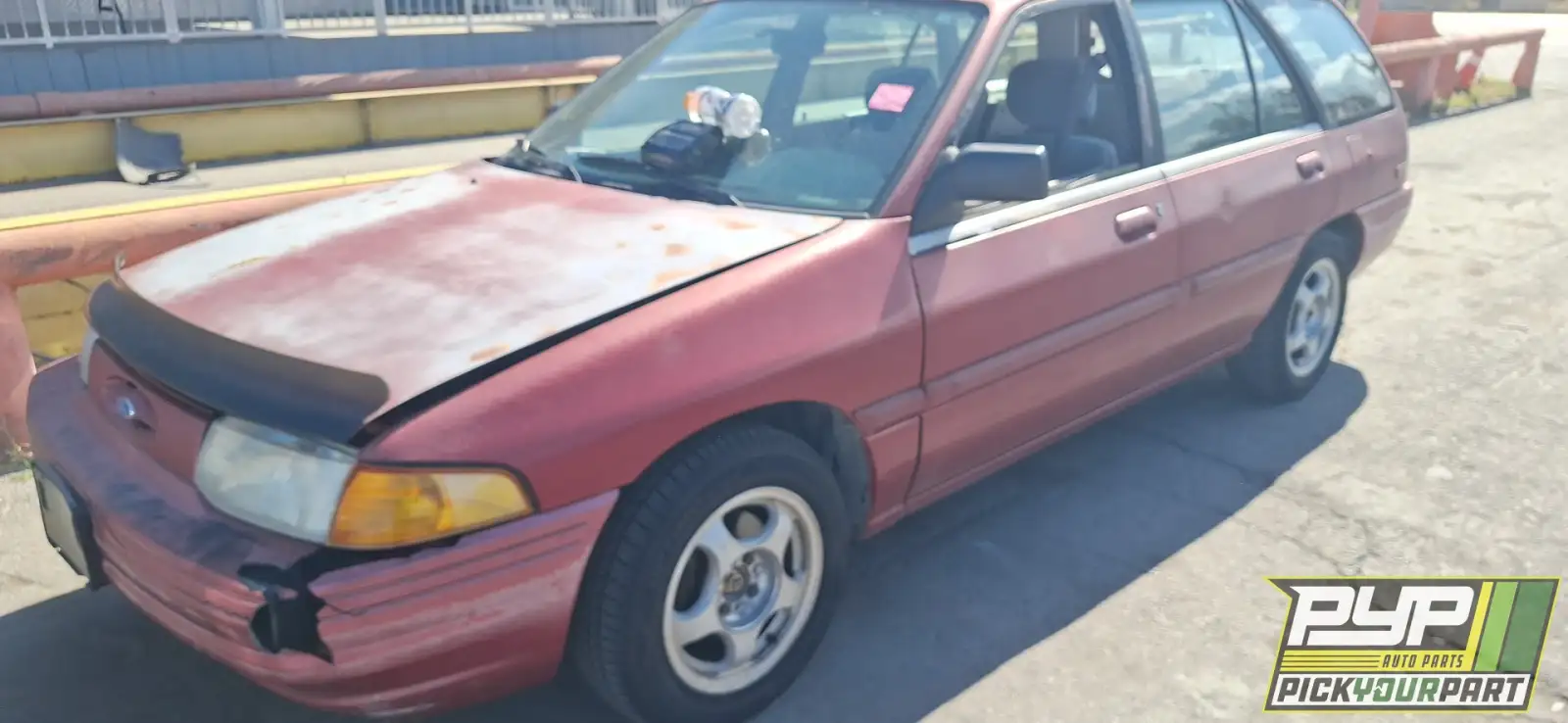 Photo of 1994 Ford Escort