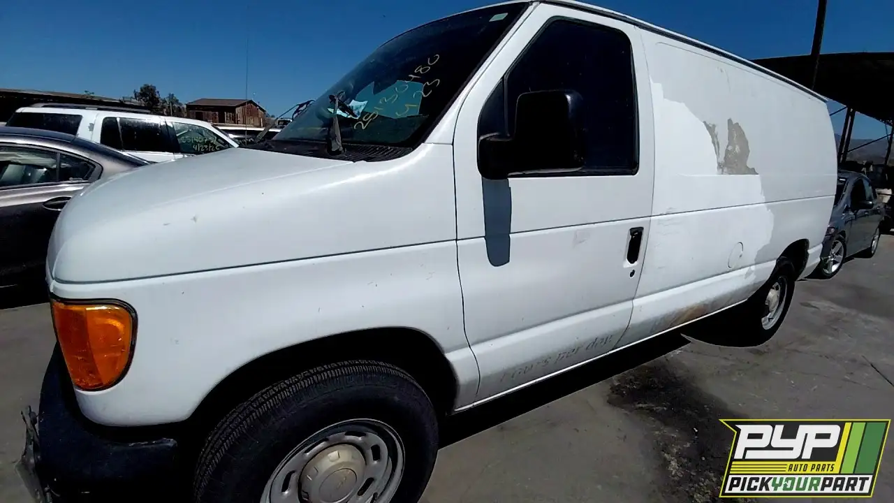 Photo of 2005 Ford E-150