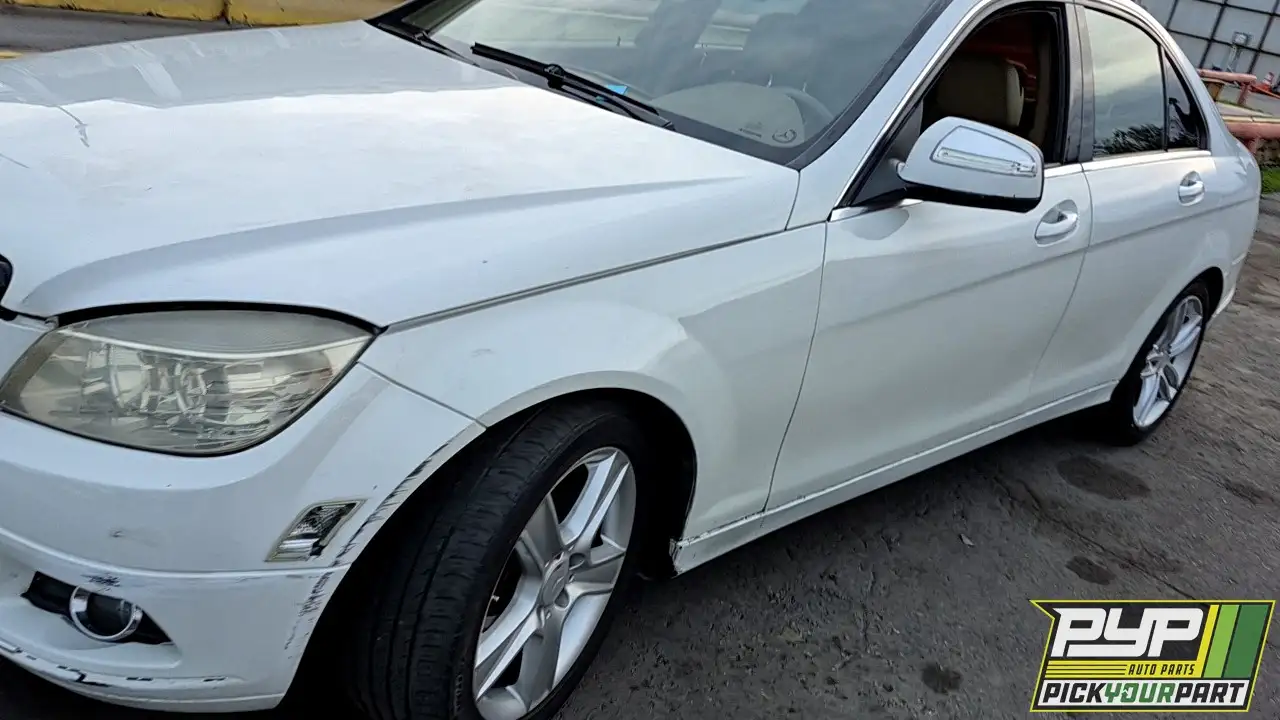 Photo of 2008 Mercedes-Benz C300
