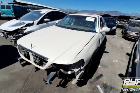 Photo of 2005 Lincoln Town Car