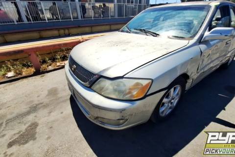 Photo of 2001 Toyota Avalon