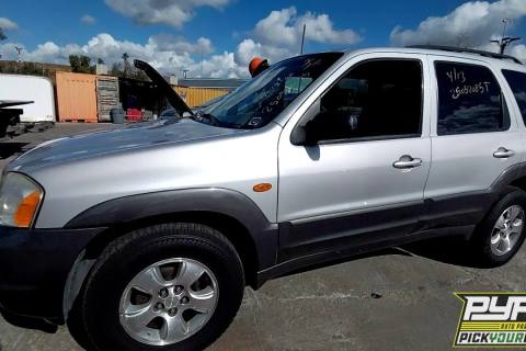 Photo of 2003 Mazda Tribute