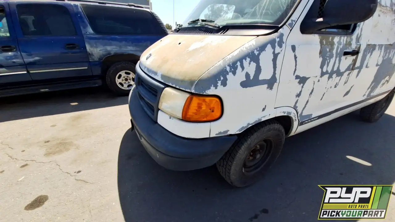 Photo of 2000 Dodge Ram 1500 Van