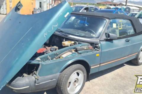 Photo of 1992 Saab 900