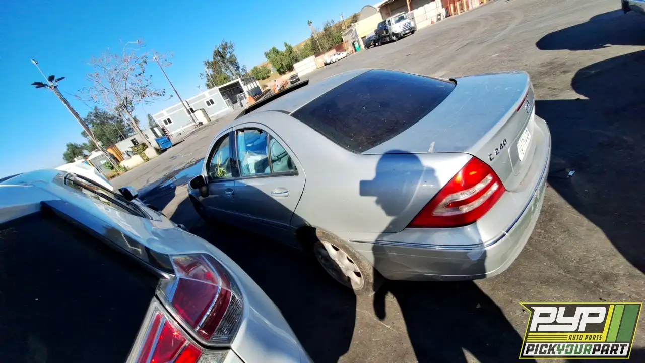 Photo of 2004 Mercedes-Benz C240