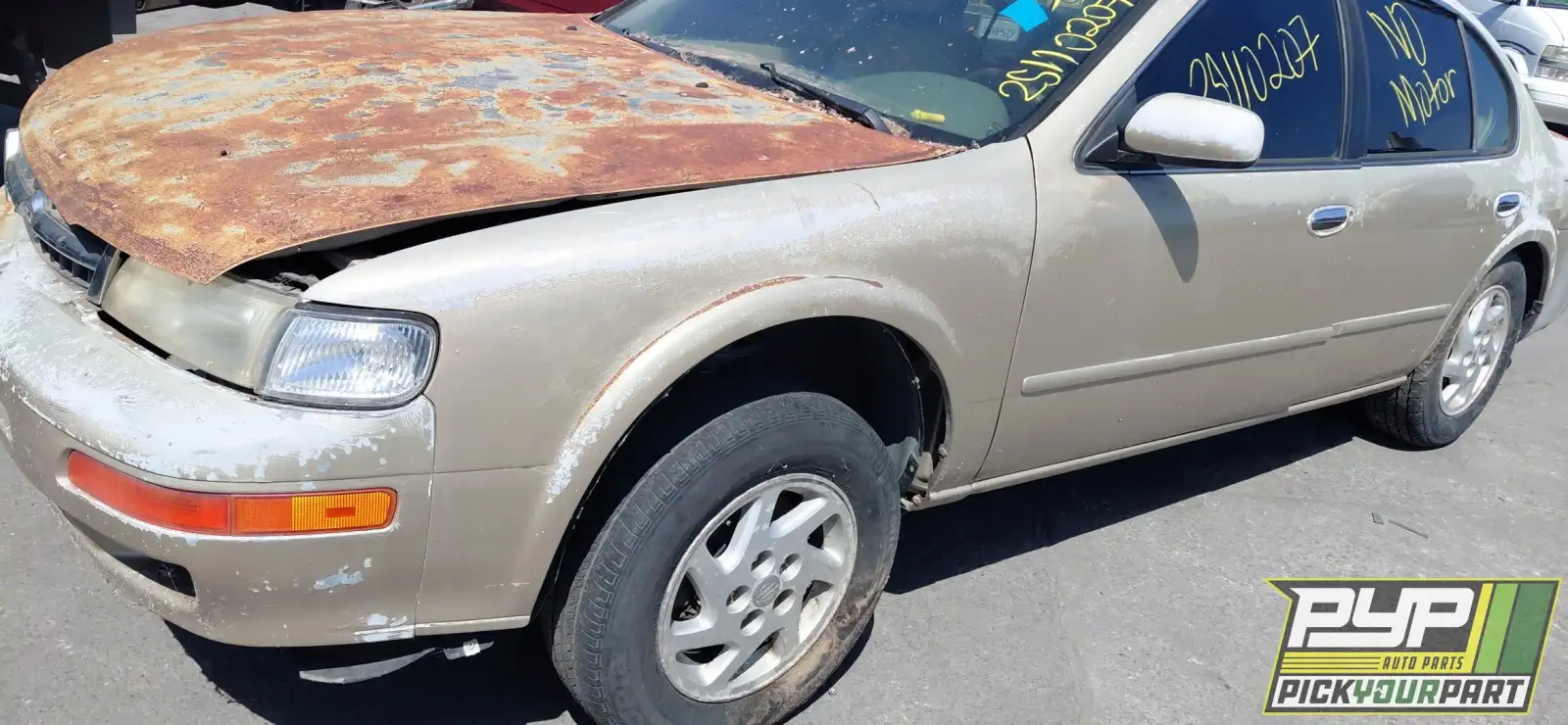 Photo of 1997 Nissan Maxima