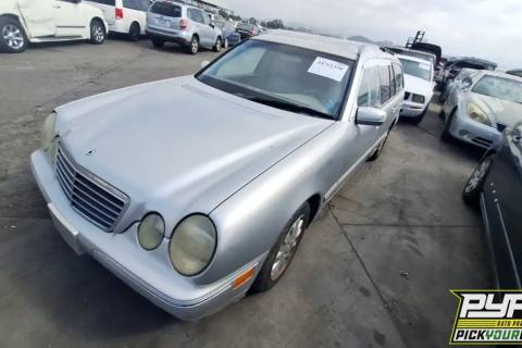 Photo of 2003 Mercedes-Benz E320