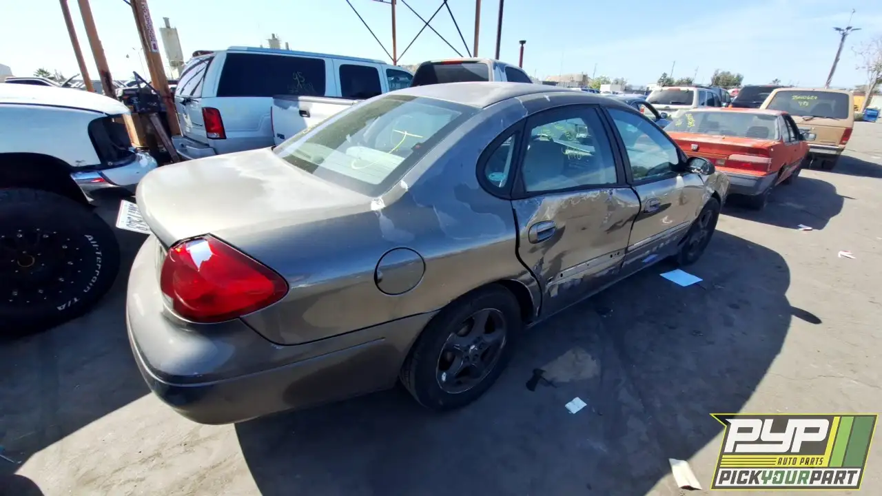 Photo of 2003 Ford Taurus