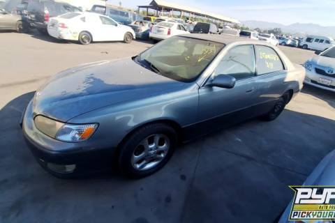 Photo of 2000 Lexus Es300