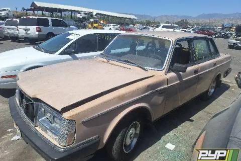 Photo of 1985 Volvo 244
