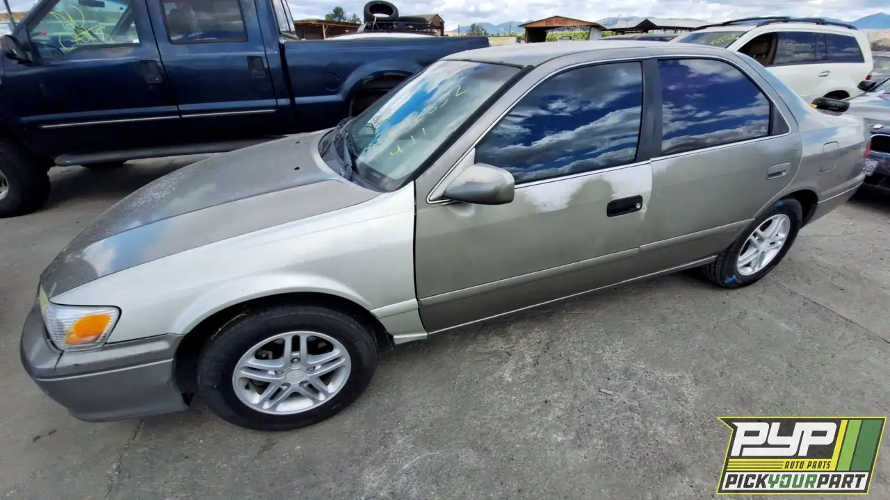 Photo of 2001 Toyota Camry
