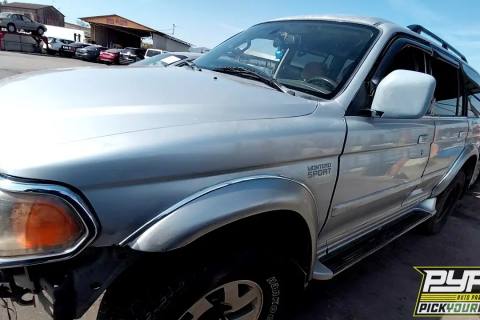 Photo of 2003 Mitsubishi Montero Sport