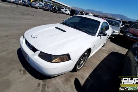 Photo of 2002 Ford Mustang