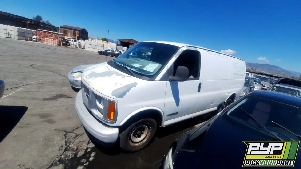 Photo of 2001 Gmc Savana 2500