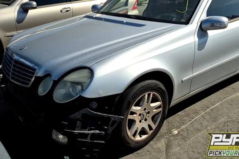 Photo of 2003 Mercedes-Benz E320