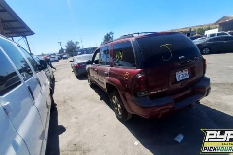 Photo of 2004 Chevrolet Trailblazer