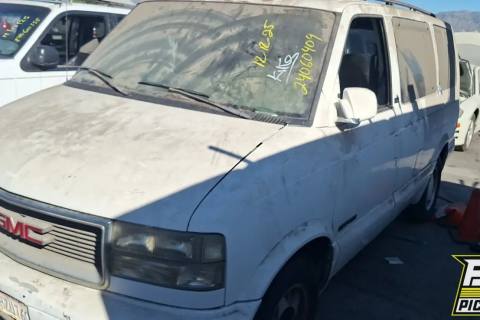 Photo of 1996 Gmc Safari