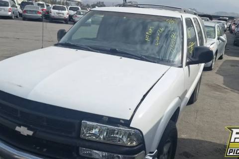 Photo of 1998 Chevrolet Blazer