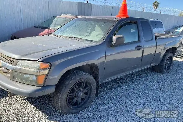 Photo of 2008 Isuzu Truck