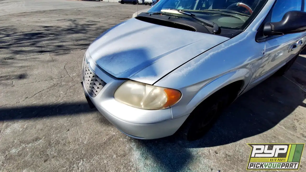 Photo of 2003 Chrysler Voyager
