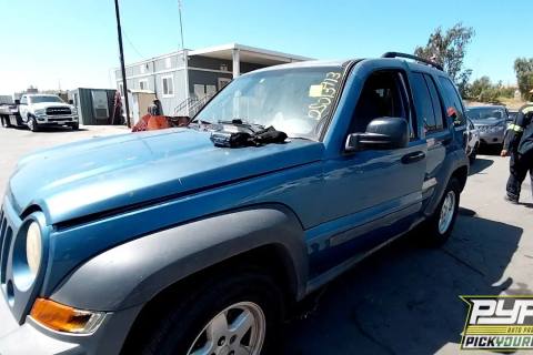 Photo of 2005 Jeep Liberty