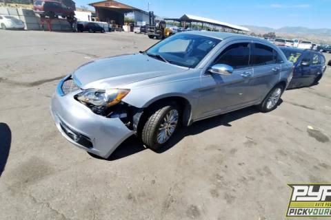 Photo of 2013 Chrysler 200