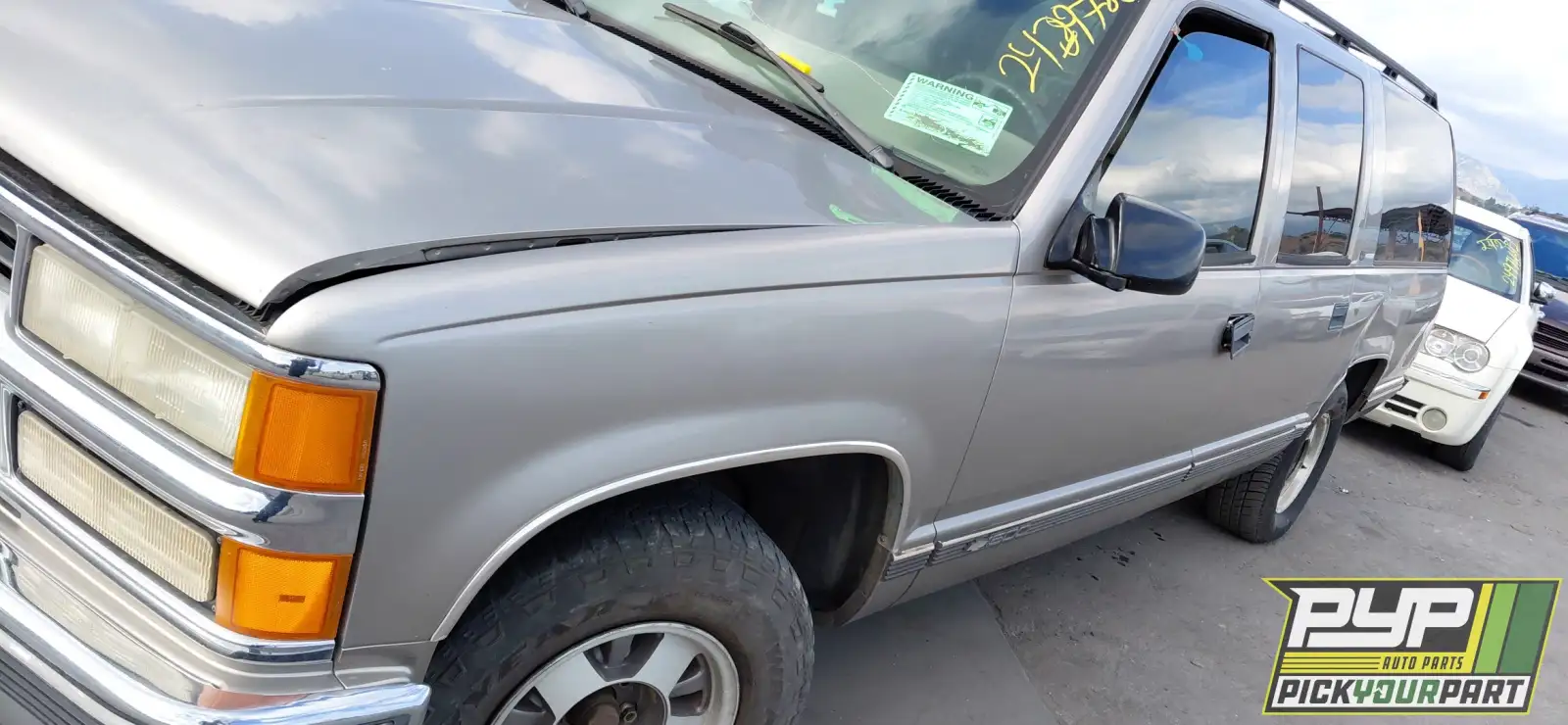 Photo of 1999 Chevrolet C1500 Suburban